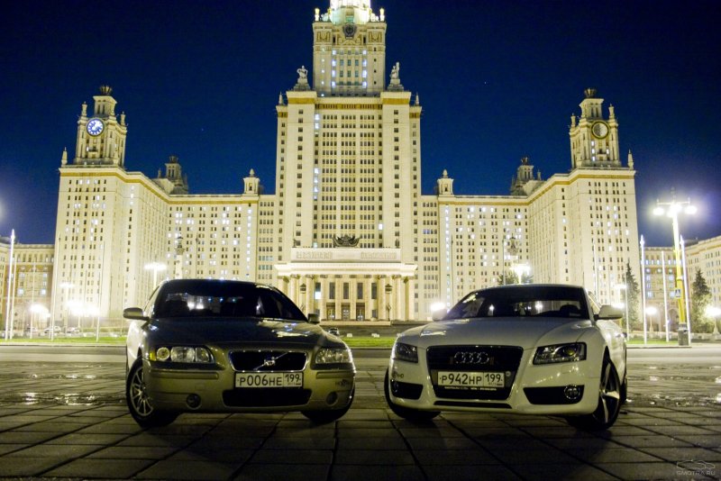 Машины в Москве