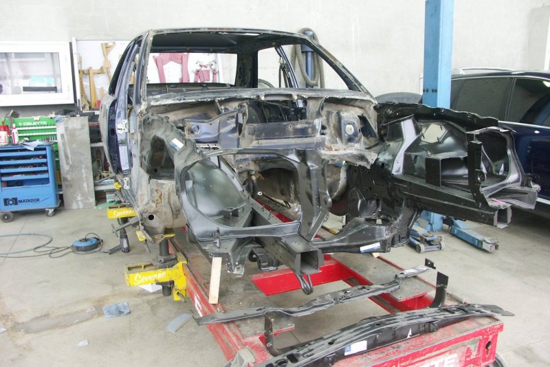 Что такое лонжерон в авто
