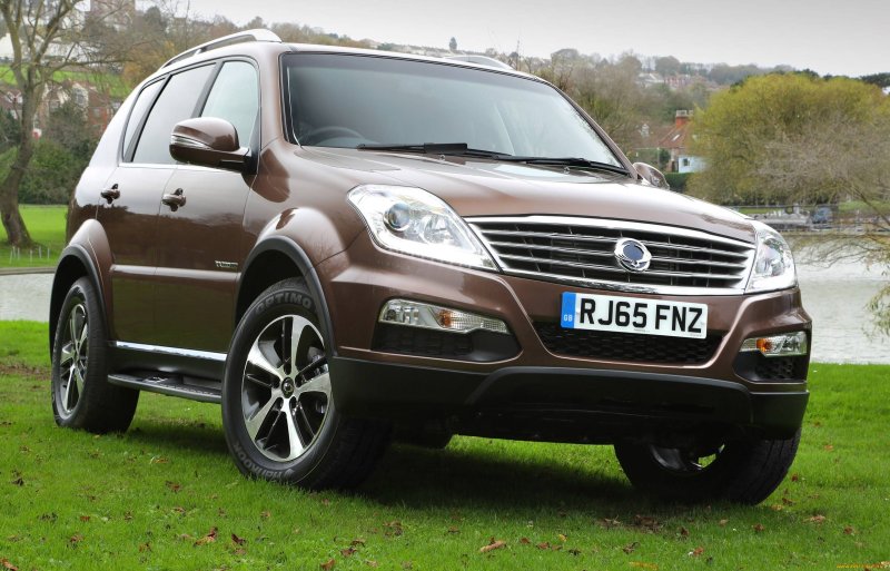 SSANGYONG Rexton 4