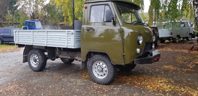 УАЗ 3303 бортовой грузовик