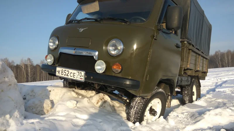 УАЗ 3303 фургон