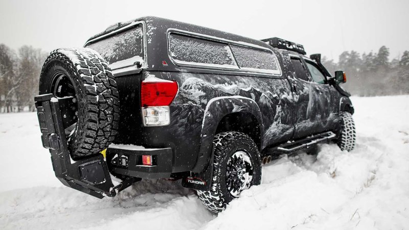 Toyota Hilux 6x6
