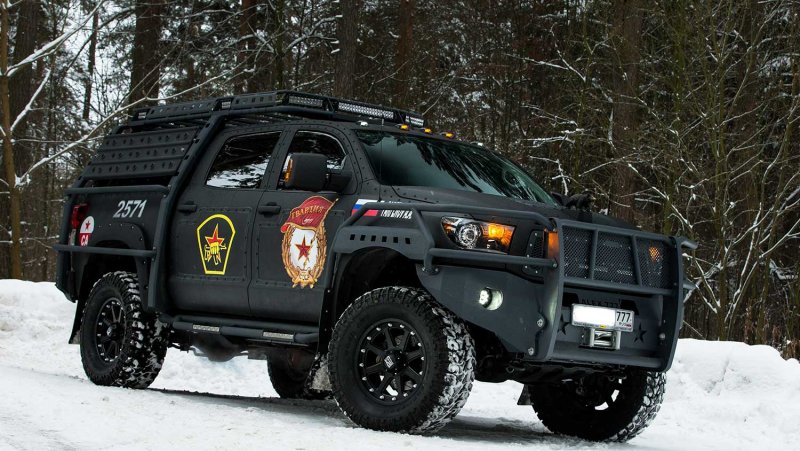 Toyota Tundra off Road Russia