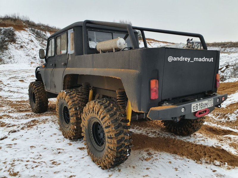 УАЗ Hunter 6x6
