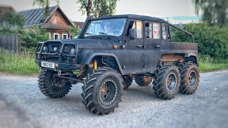 УАЗ Хантер 6x6
