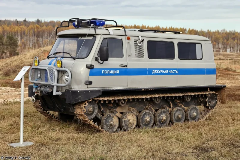 Двухзвенный вездеход Унжа ЗВМ-3402