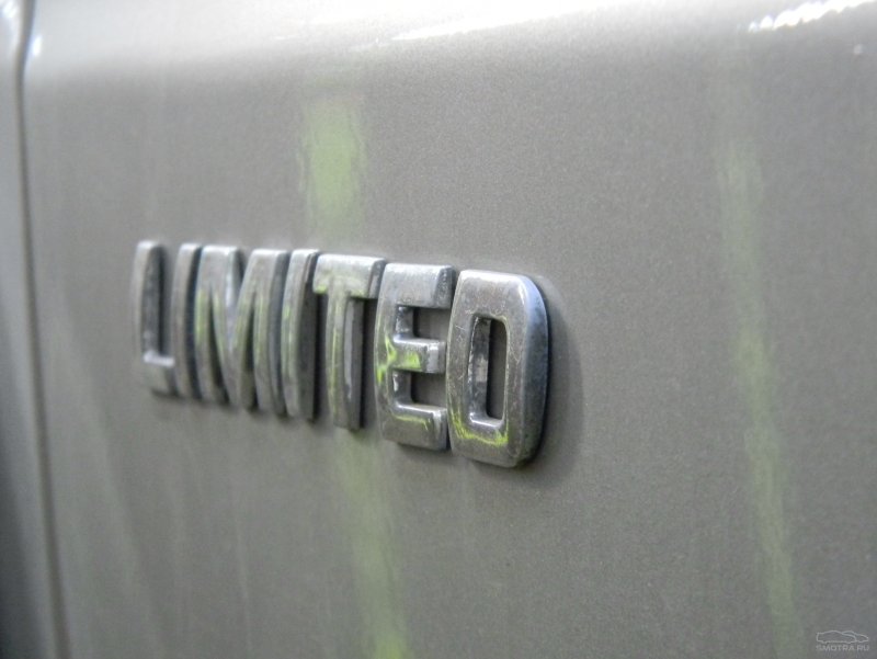 Шильдик УАЗ Патриот Limited