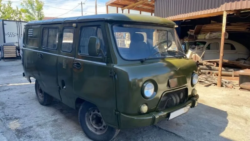 УАЗ 450 И УАЗ 452