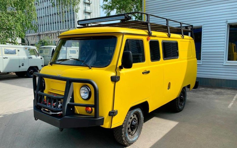 УАЗ 3303 бортовой
