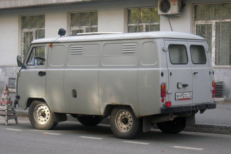 УАЗ фургон 3741 Буханка