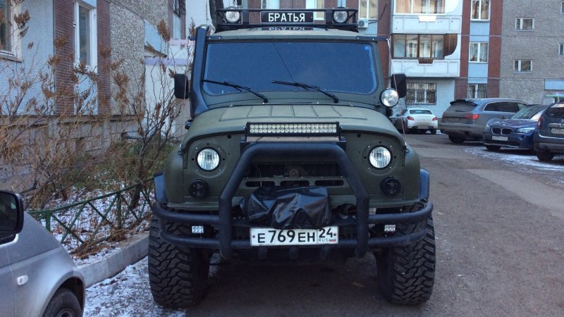УАЗ Хантер 3159