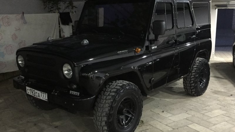 УАЗ Хантер 469 v8