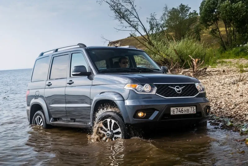 УАЗ UAZ Patriot