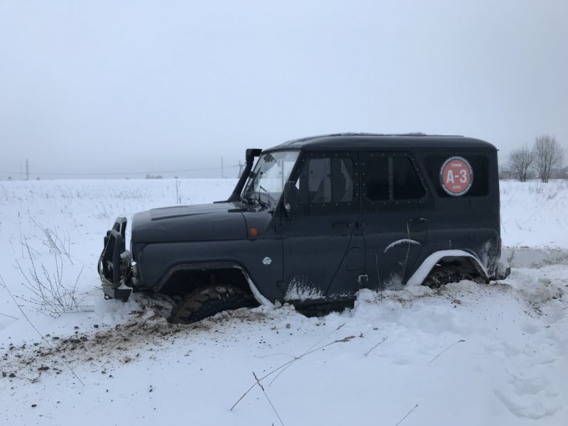 УАЗ Хантер по снегу