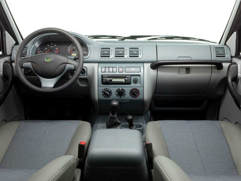 UAZ Patriot 3163 салон