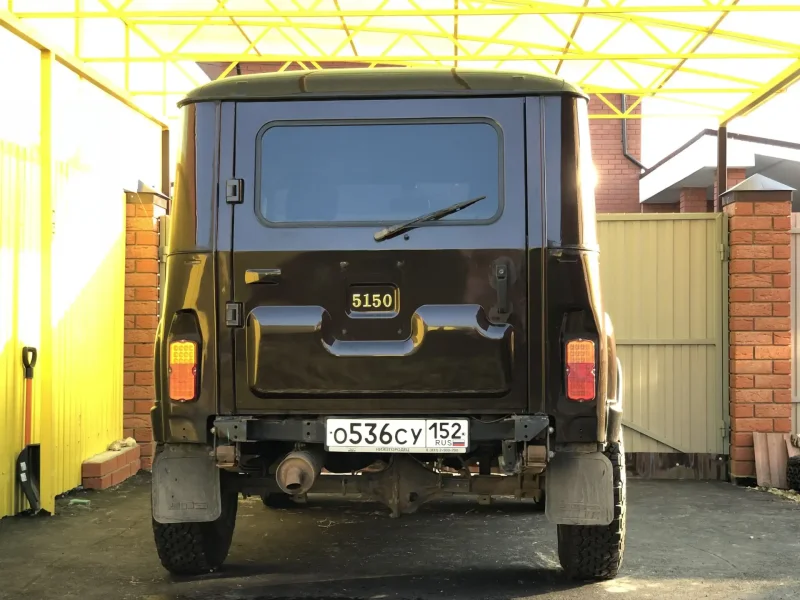 УАЗ Hunter сзади