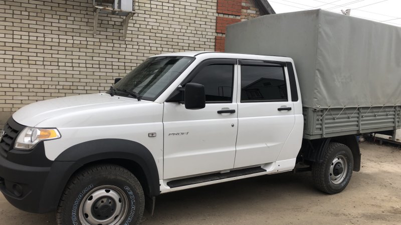 УАЗ Патриот фургон цельнометаллический