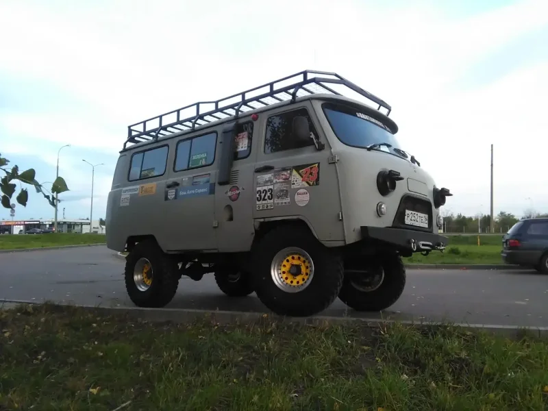 УАЗ 2206 33 колеса