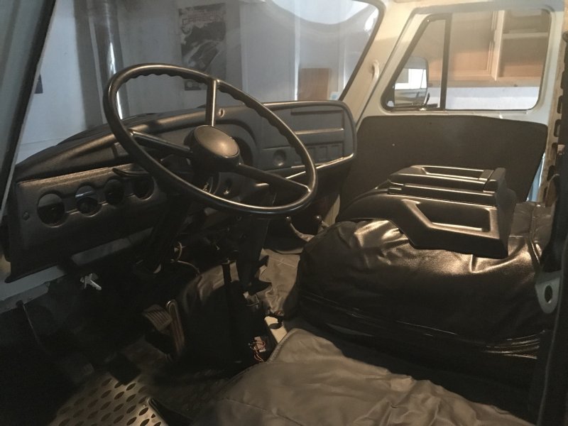 УАЗ 452 бортовой салон