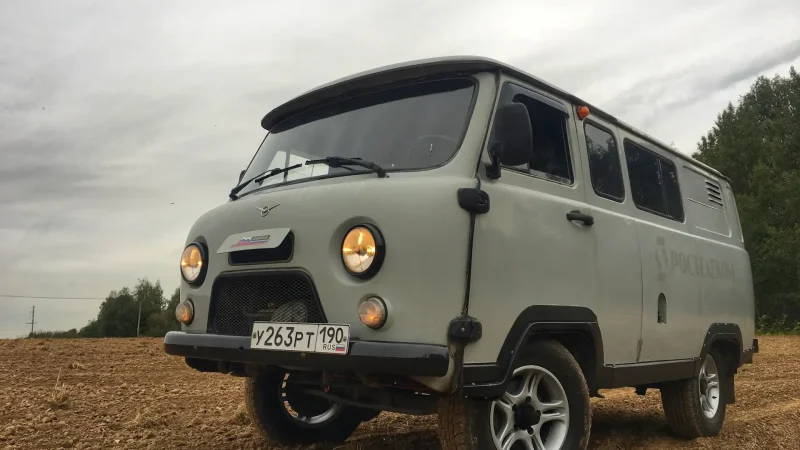 УАЗ Буханка на литых дисках r15