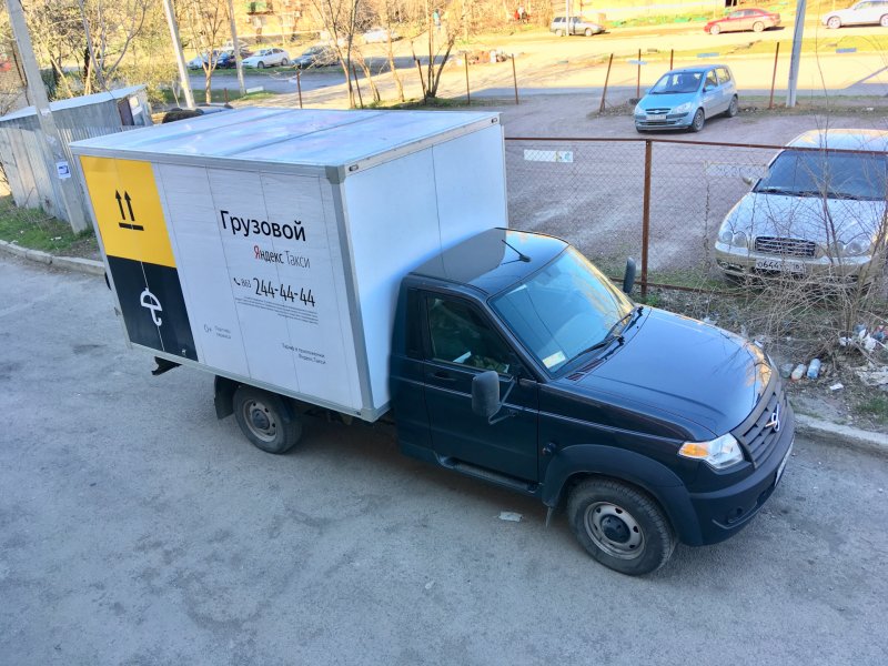 УАЗ профи промтоварный фургон