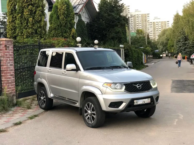 УАЗ Patriot i 2010