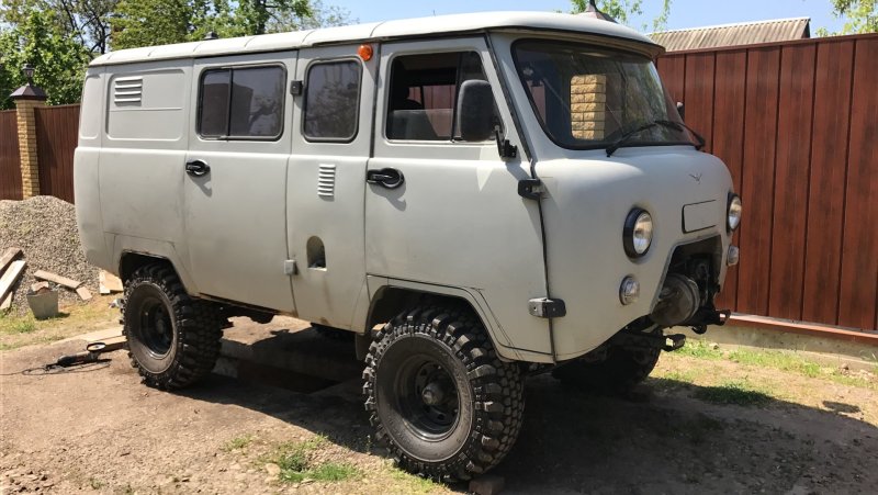 УАЗ 3962 снизу