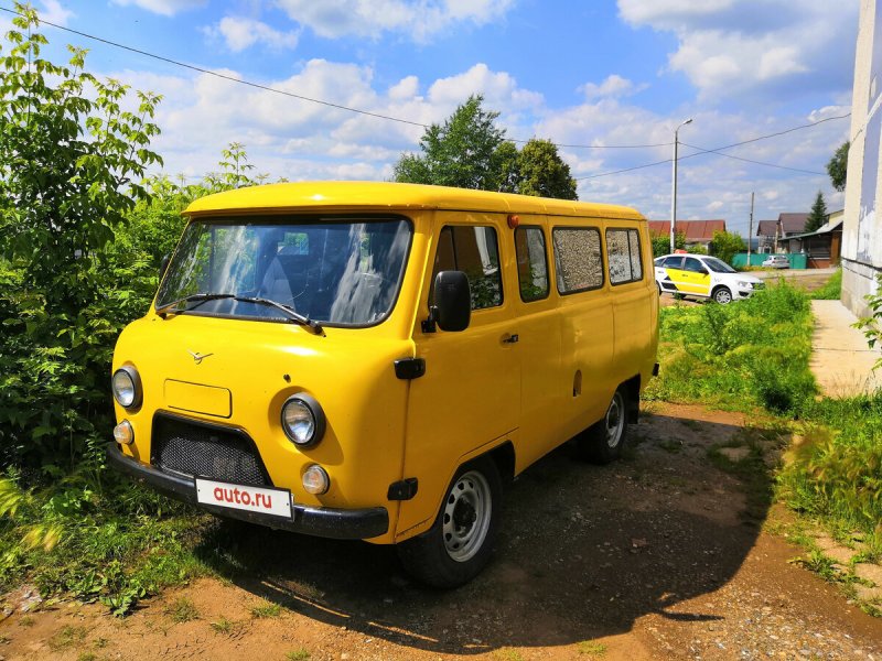 Микроавтобус УАЗ 2206
