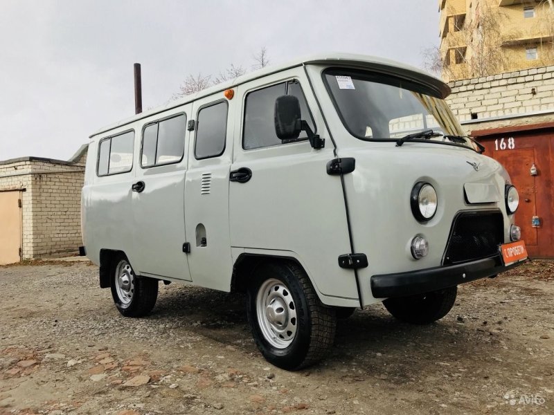 Санитарный автомобиль УАЗ-3962