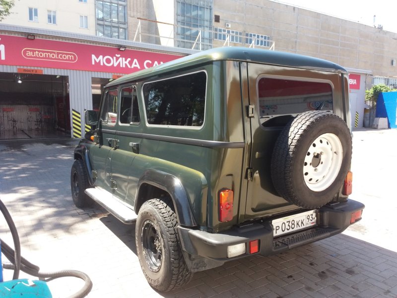 УАЗ Барс белый