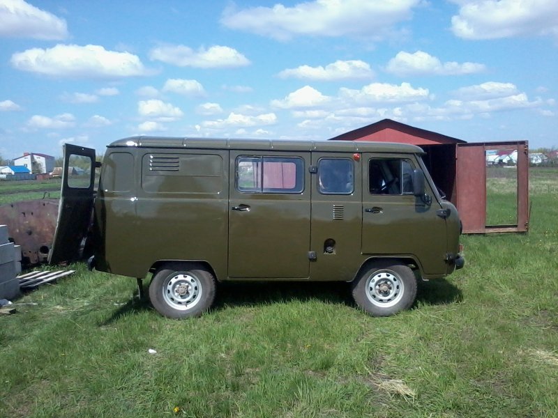 УАЗ 220621