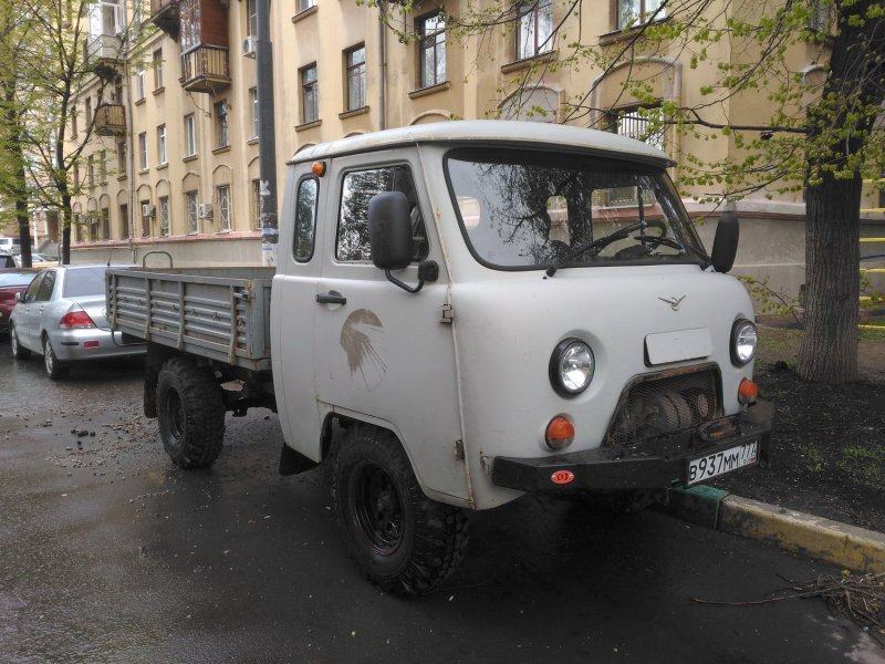 Удлиненный "головастик" УАЗ-39095 Cargo