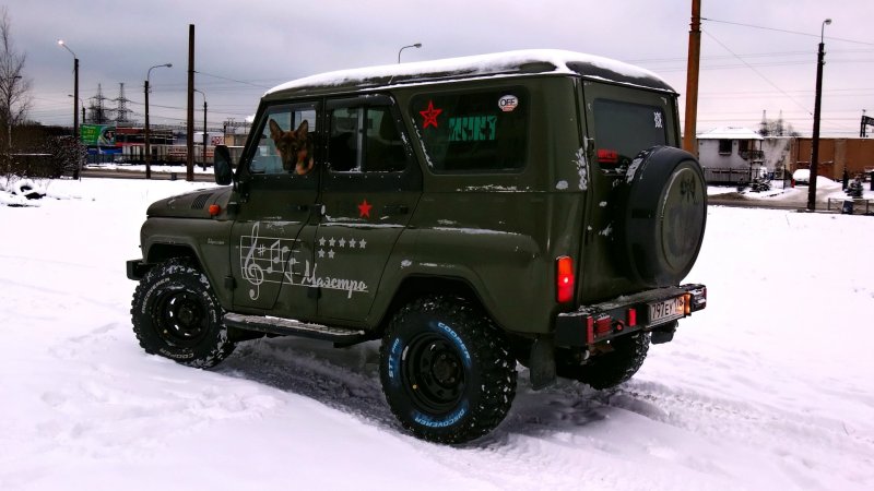 УАЗ Хантер 469 v8