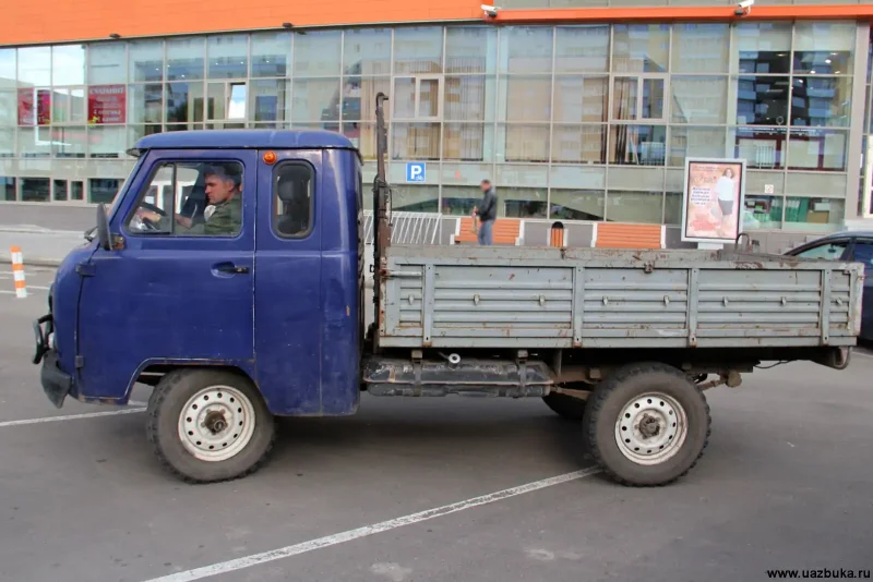 УАЗ 3303 удлиненная кабина