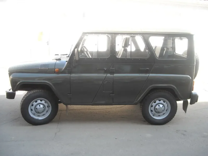 УАЗ длиннобазный 3159