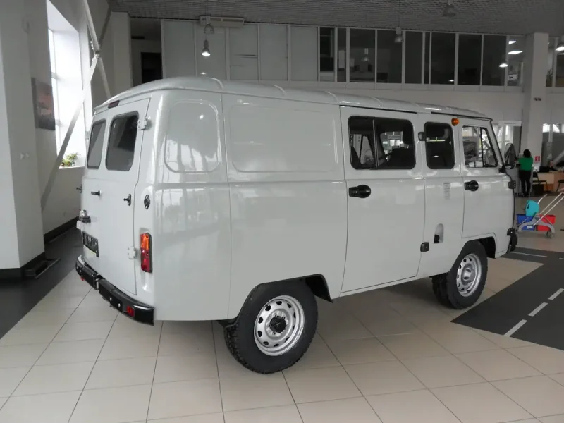 УАЗ-390995-04 грузовой фургон
