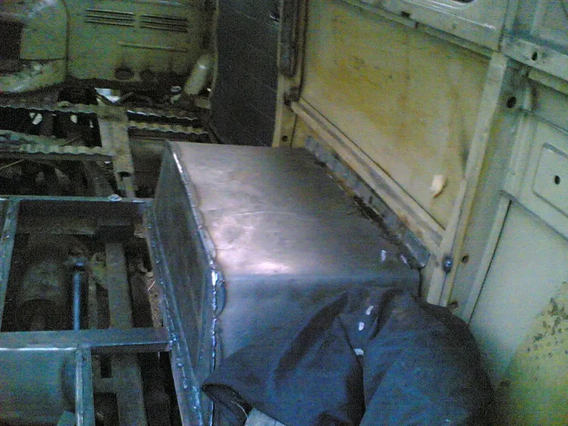 Сборка кузова УАЗ 452 завод