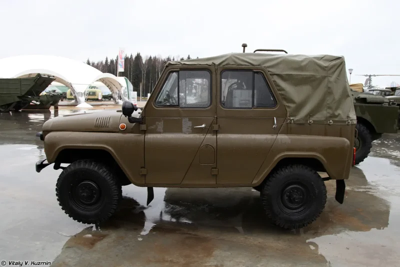 Военный УАЗ 469 РХ