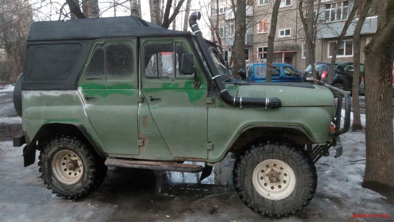 УАЗ 469 Хантер стеклопластиковая крыша