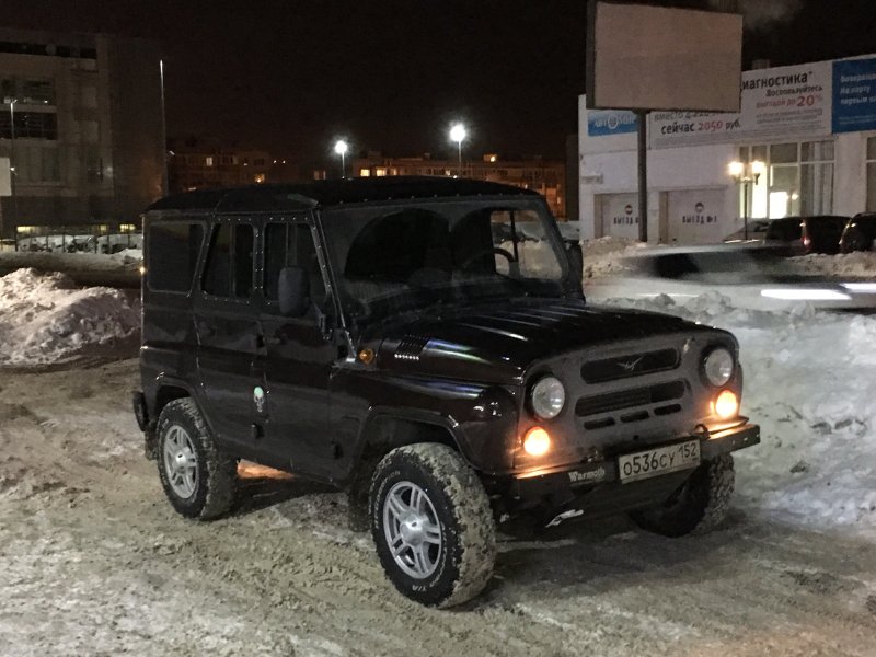 УАЗ Хантер черный тонированный