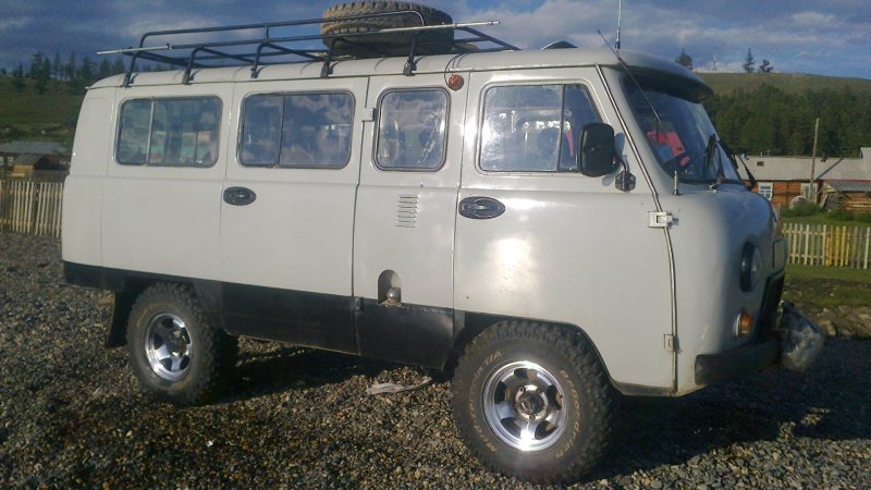 Автомобиль УАЗ-23602 UAZ Cargo