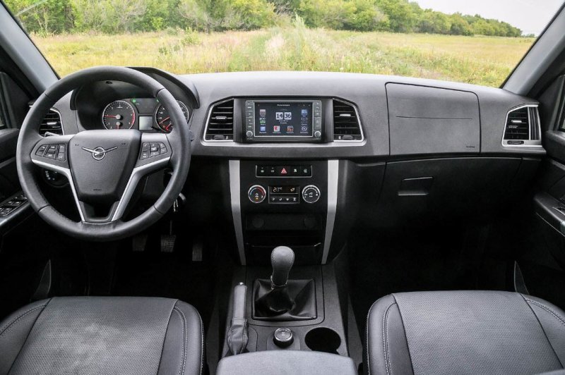 UAZ Patriot 2012 салон