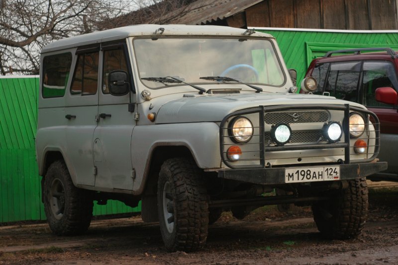 UAZ (УАЗ) 3151