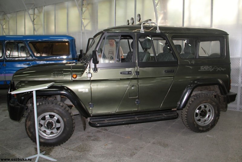Авто УАЗ Барс 3153