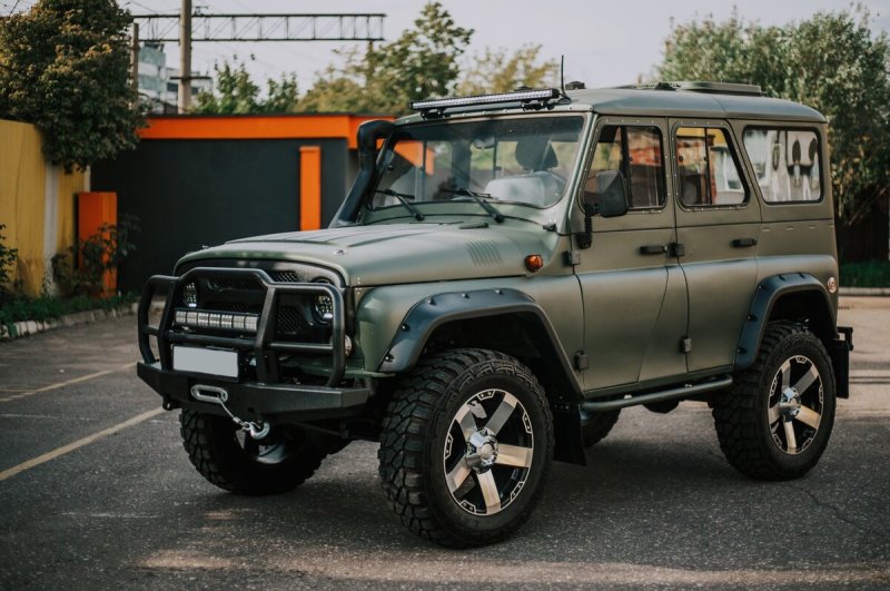 УАЗ Hunter r22
