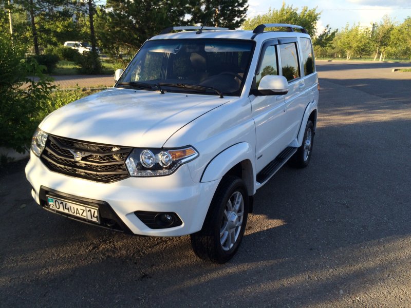 UAZ Patriot Арктика