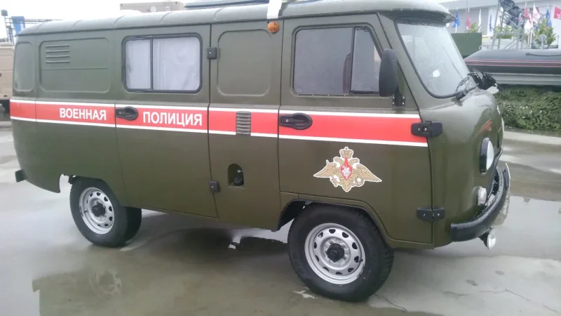 УАЗ 3741 армейский