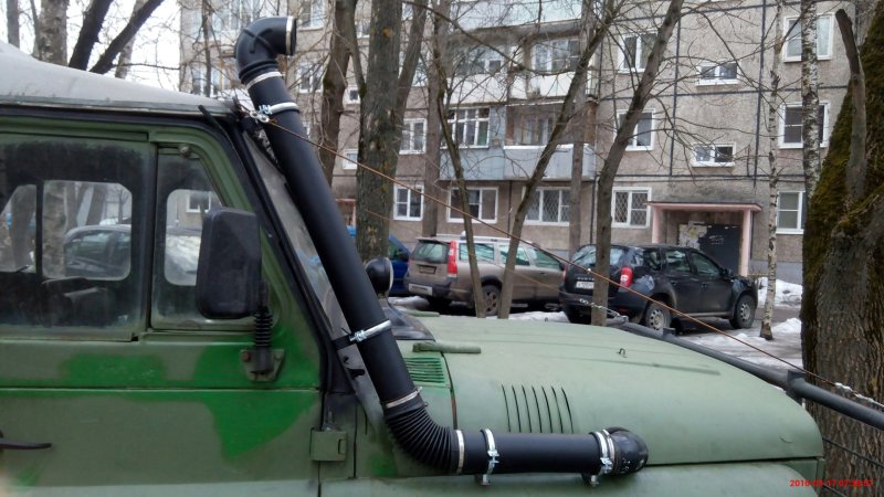 Воздухозаборник на УАЗ 469 своими