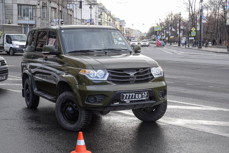УАЗ 3163 военный