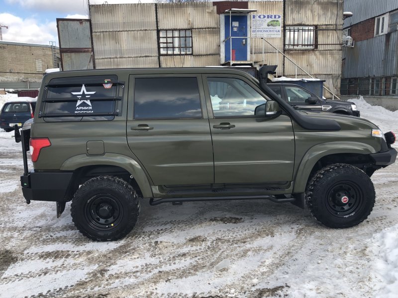 УАЗ-3163 Патриот военный бронированный